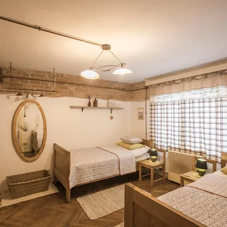 Pod Ripem * 斯塔斯科夫